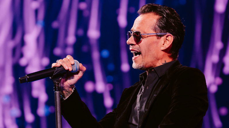 THE MAGIC OF VIÑA DEL MAR FESTIVAL IS AMPLIFIED BY SHURE AXIENT® DIGITAL